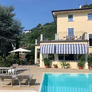 Frühstückspension Eden Jacuzzi Pool