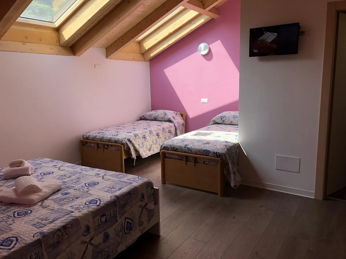 Hotel Mojito Домазо